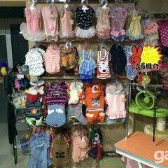 新老顾客回馈 太原宠物用品精选，宠物服装买一送一！